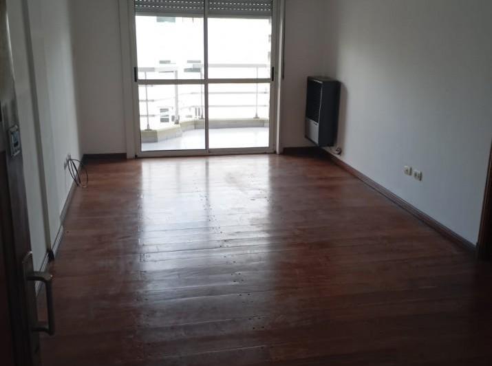 Departamento · 70m² · 3 Ambientes · 1 Cochera