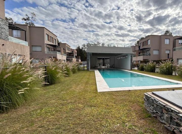 Departamento · 60m² · 3 Ambientes · 1 Cochera
