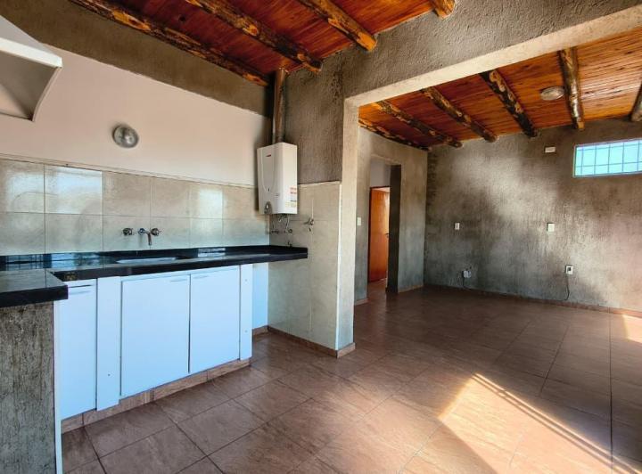 Departamento · 60m² · 4 Ambientes · 1 Cochera