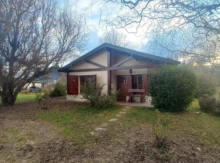 Casa · 70m² · 3 Ambientes · 1 Cochera