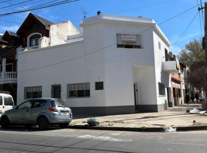Casa · 155m² · 4 Ambientes · 1 Cochera