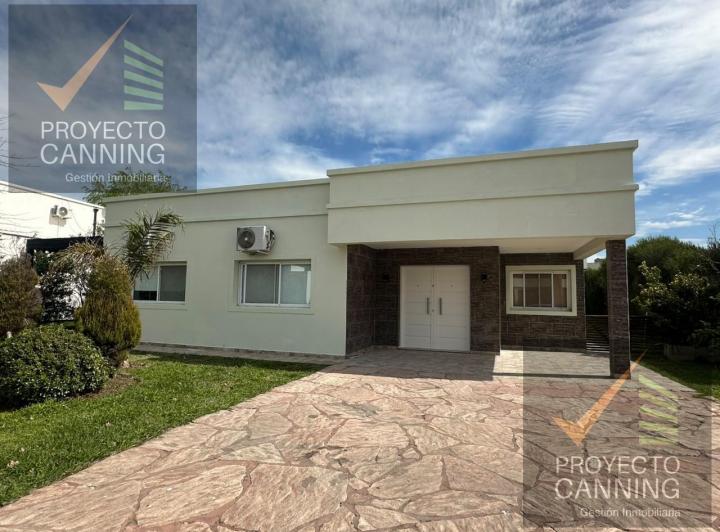 Casa · 160m² · 4 Ambientes · 2 Cocheras