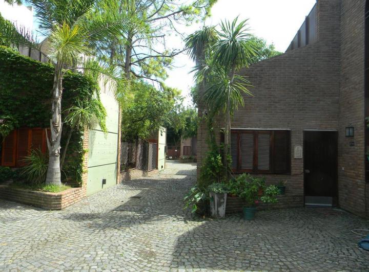 Casa · 82m² · 3 Ambientes · 1 Cochera