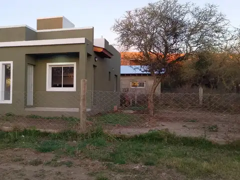 Casa en Venta en Los Troncos, Merlo
