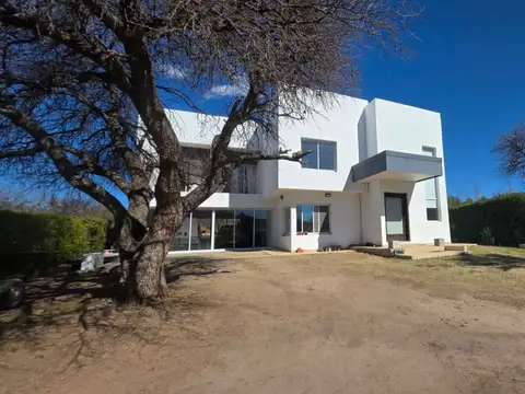 Casa en Venta en Juana Koslay, Juan Martín de Pueyrredón