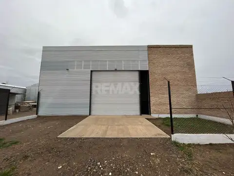Galpón en Venta en Cipolletti, General Roca