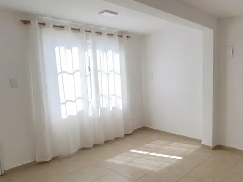 Casa en Alquiler en El Plumerillo, Las Heras