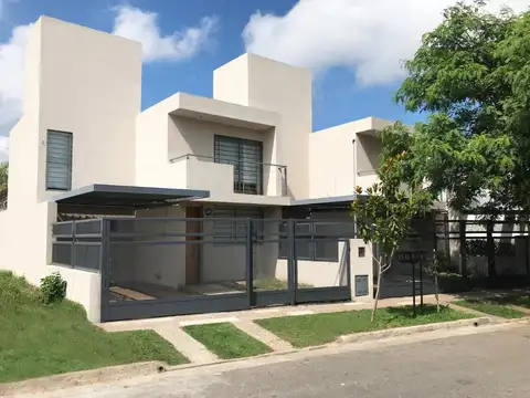 Casa en Alquiler en Córdoba, Capital