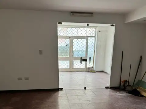 Local en Venta en Guemes, Córdoba