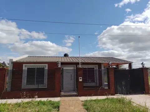 Casa en Alquiler en Puerto Gral San Martín, San Lorenzo