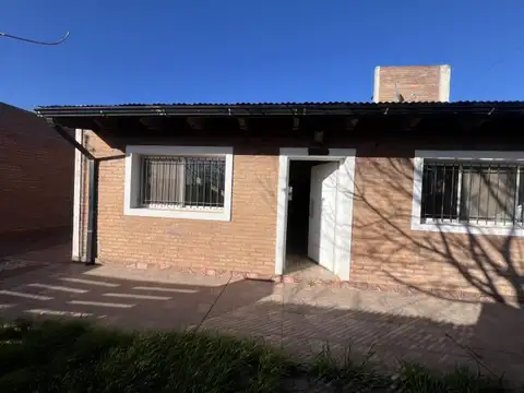 Casa en Alquiler en Roldan, San Lorenzo