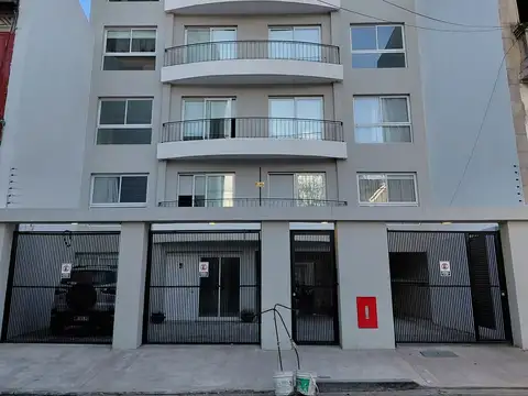 Departamento en Alquiler en Constitución, CABA