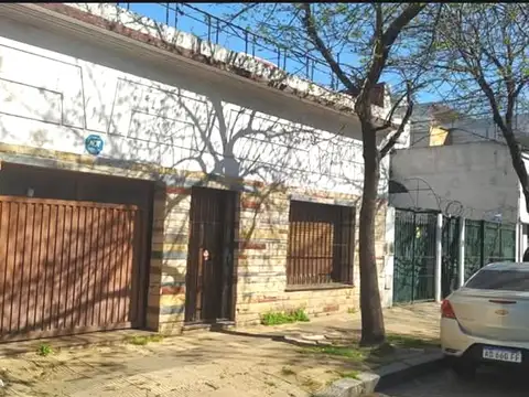 Terreno en Venta en Flores Norte, Flores