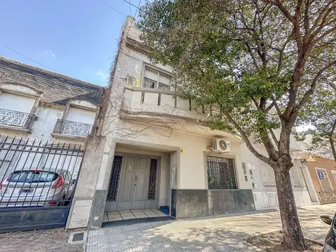 PH en Venta en Mataderos, CABA