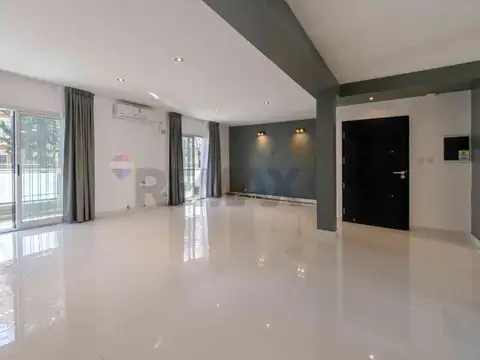 PH en Venta en Monte Castro, CABA