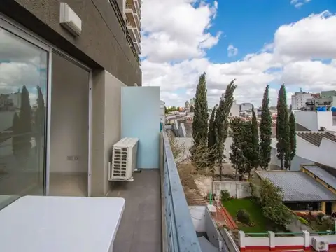 Departamento en Venta en Monte Castro, CABA