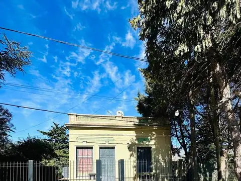Casa en Alquiler en Lisandro Olmos Etcheverry, Partido de La Plata