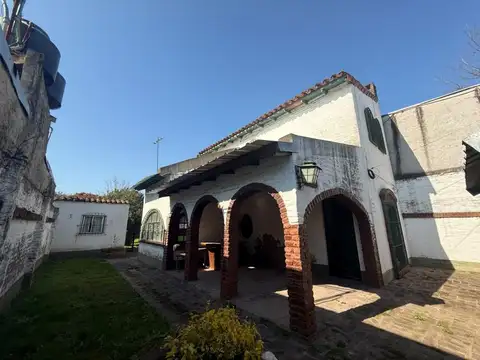 Casa en Venta en Mariano Acosta, Partido de Merlo