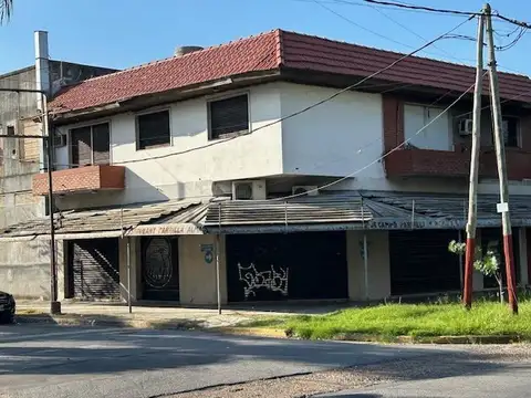 Local en Venta en Lanus Oeste, Lanus
