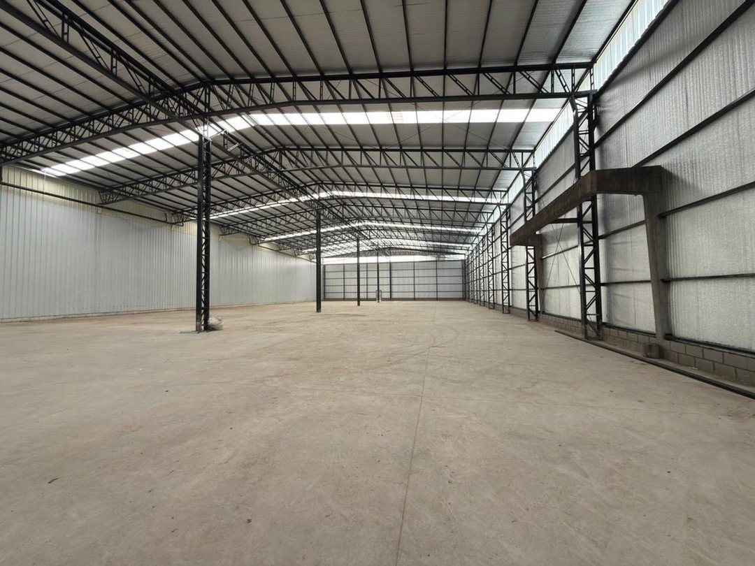 GALPON VENTA 1900m2 FINANCIA P.IND MORENO ESTRENAR
