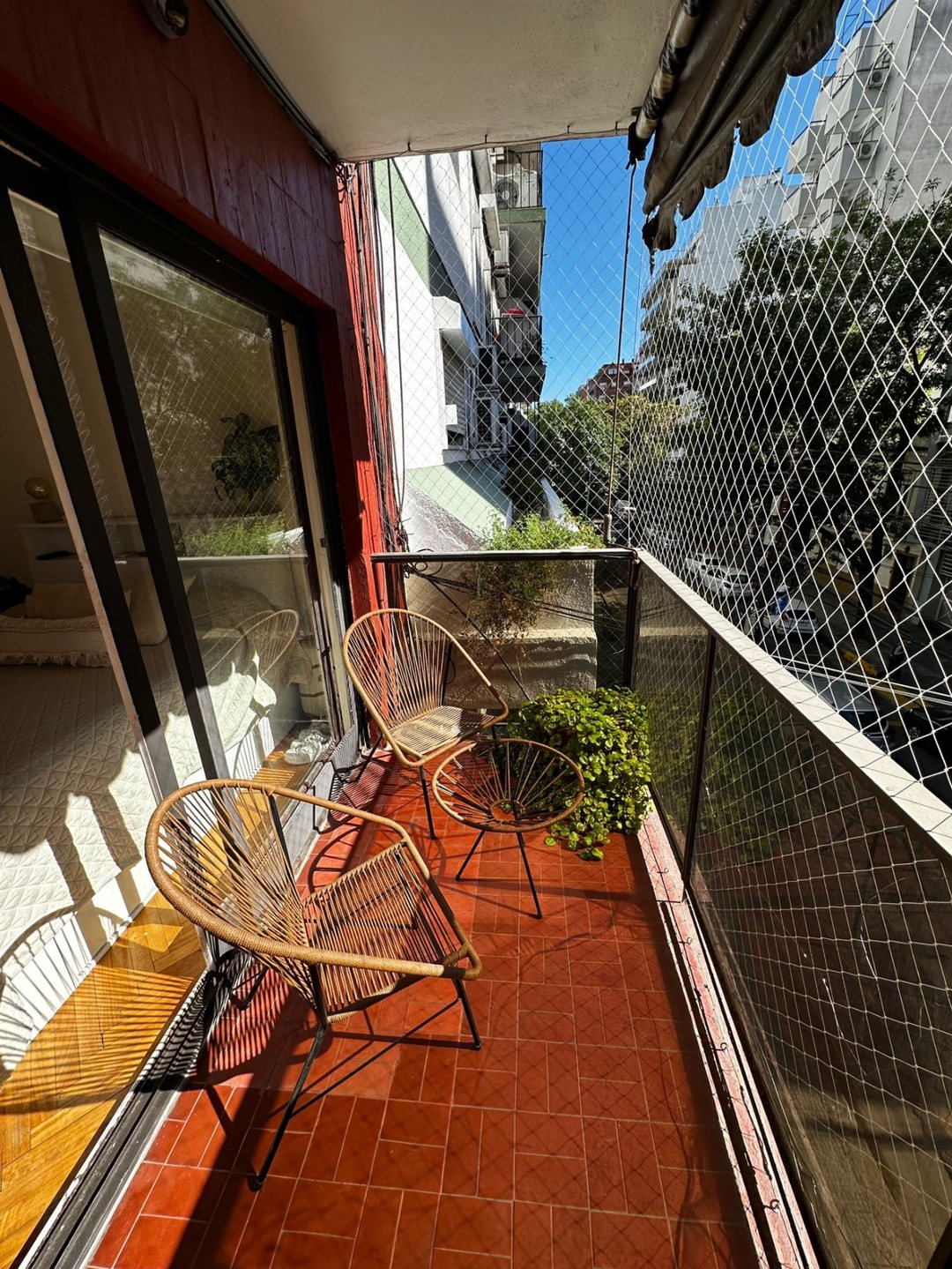 ALQUILER MONOAMBIENTE CON BALCON LUMINOSO EN NUÑEZ