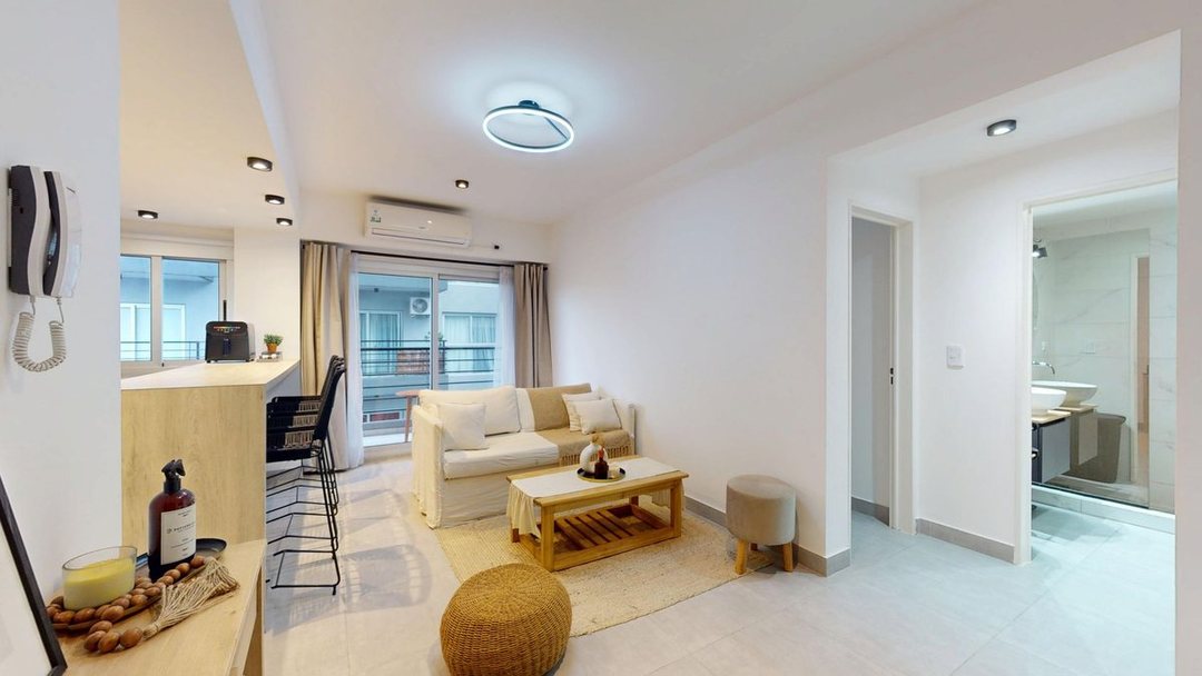 Departamento en VENTA 2 Amb CASEROS COCHERA
