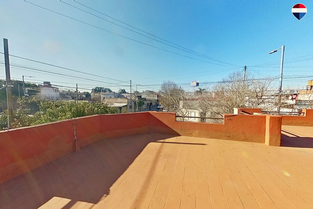 Casa en Lote Propio con Terraza Parque Avellaneda