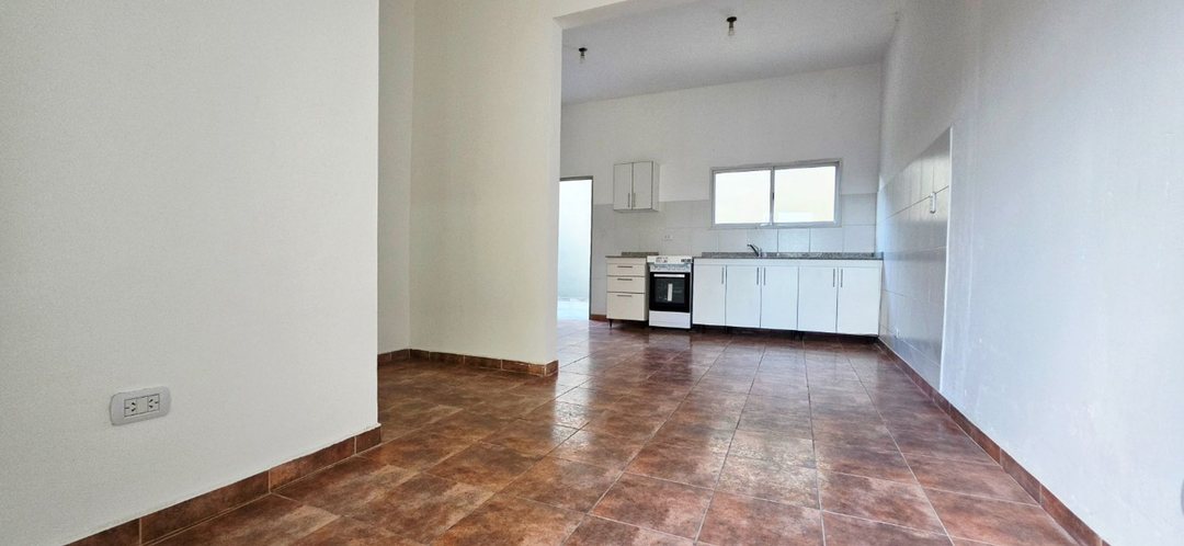 VENTA PH A ESTRENAR 3 AMB PATIO APTO CREDITO LANUS