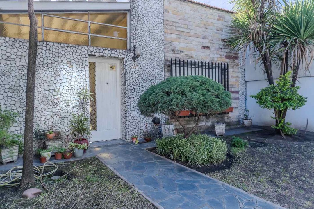 venta casa 4 ambientes montecastro patio y terraza