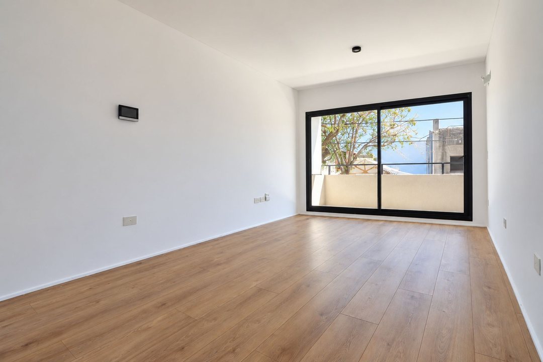 VENTA DEPARTAMENTO 2 AMB PARQUE CHAS ESTRENAR