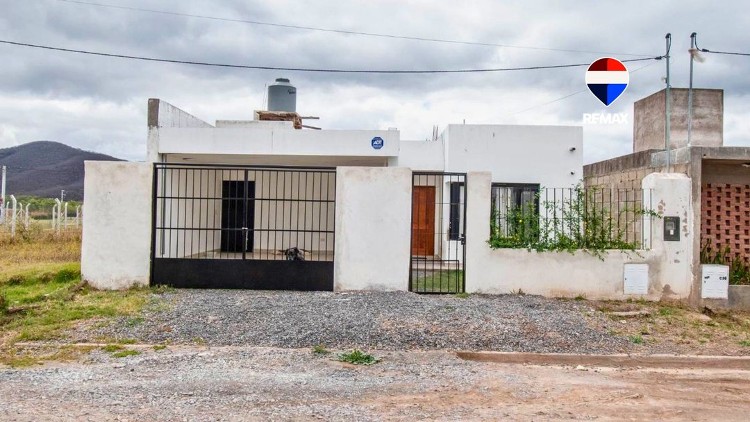 CASA 2 DORMITORIOS VENTA LA CELESTINA CERRILLOS