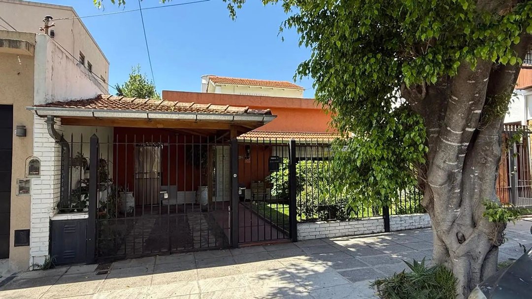 Venta Casa 4 amb jardin y piscina en Olivos