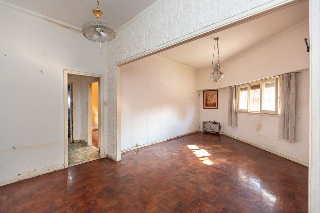 Venta casa 4 amb villa ballester cochera patio