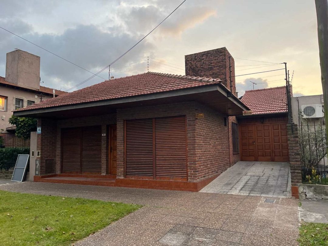 CASA CHALET 5 AMB WILDE ESTE