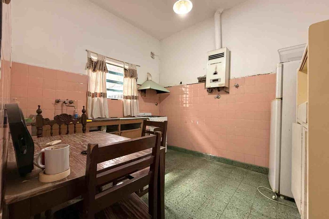 CASA EN VENTA 2 DORMITORIOS BARRIO INDUSTRIAL