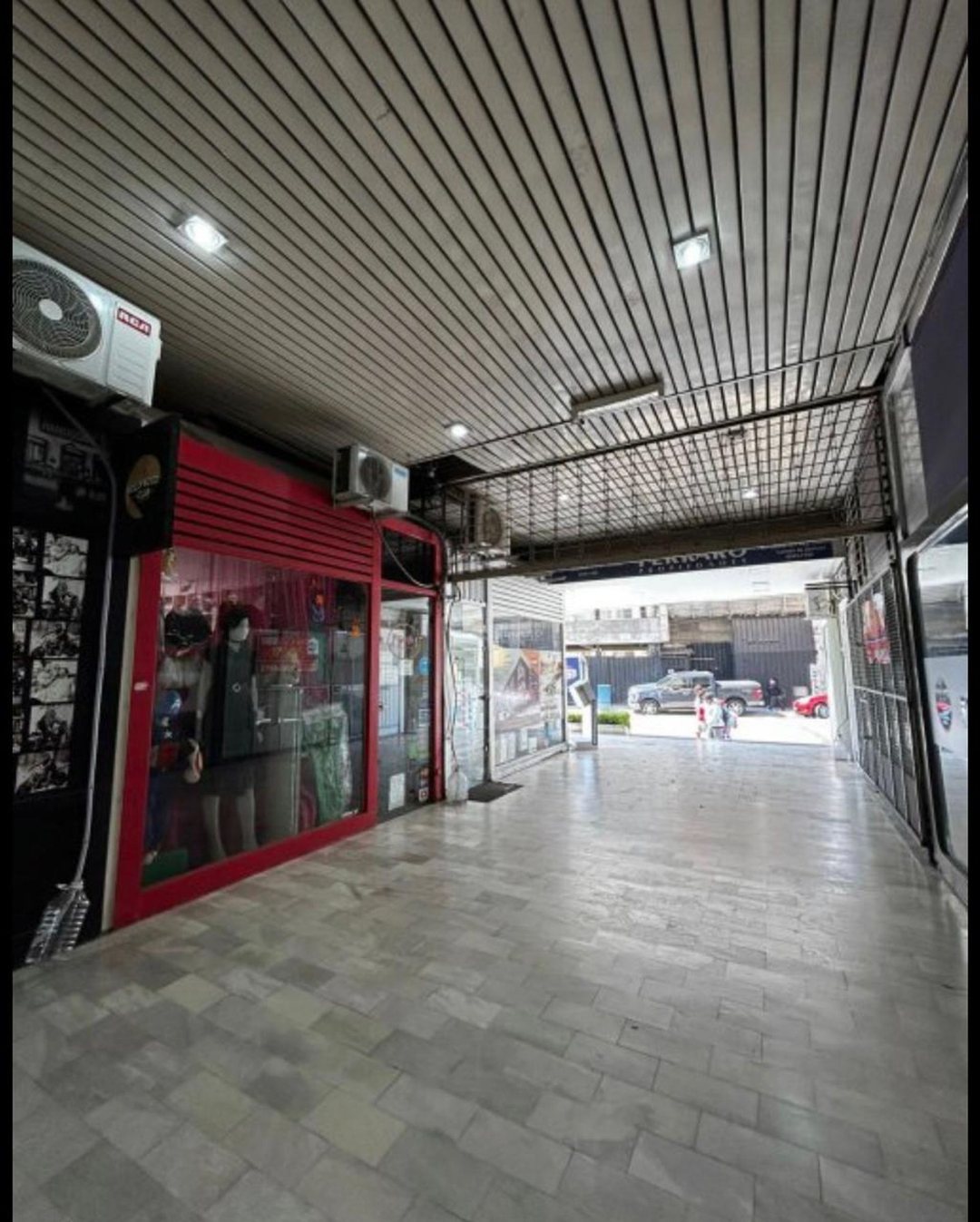 Local Comercial Galeria Vision Lomas de Zamora