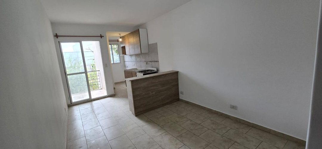 VENTA DEPARTAMENTO  1 AMBIENTE FRENTE RAMOS MEJIA