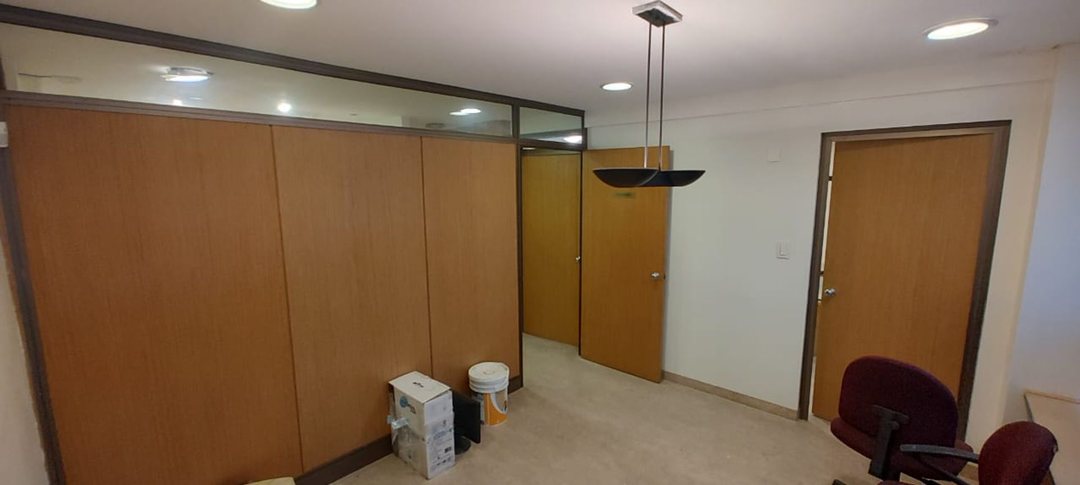 Oficina en Alquiler. San Nicolas. Microc. 150 m2