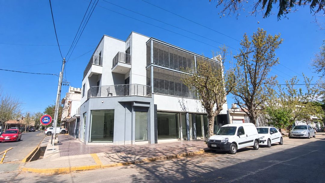 Alquiler Local Comercial  45 m2 Dorrego Guaymallen