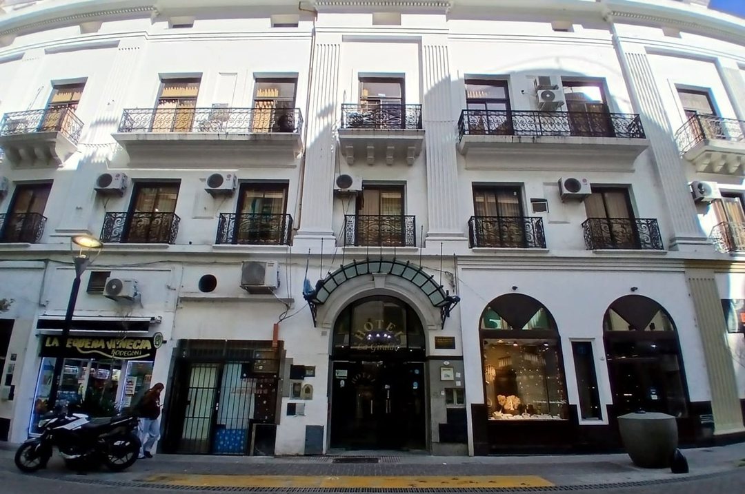 Edificio Hotel La Giralda - Patrimonio único