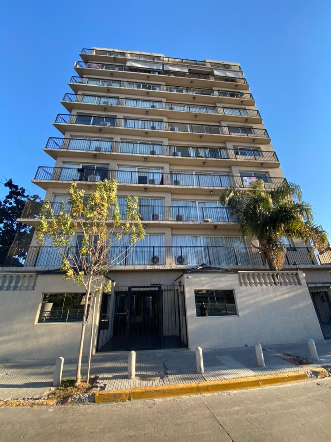 Alquiler 2 ambientes s/ Av. Centenario, San Isidro