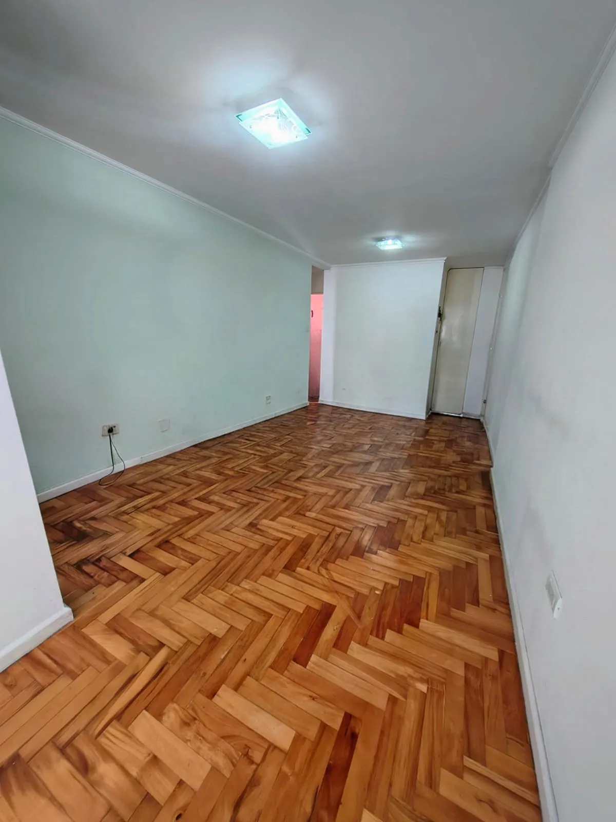 EN VENTA! Bº GRAL PAZ. 2 DORM + 2 BAÑOS + BALCON Excelente estado!!!!!