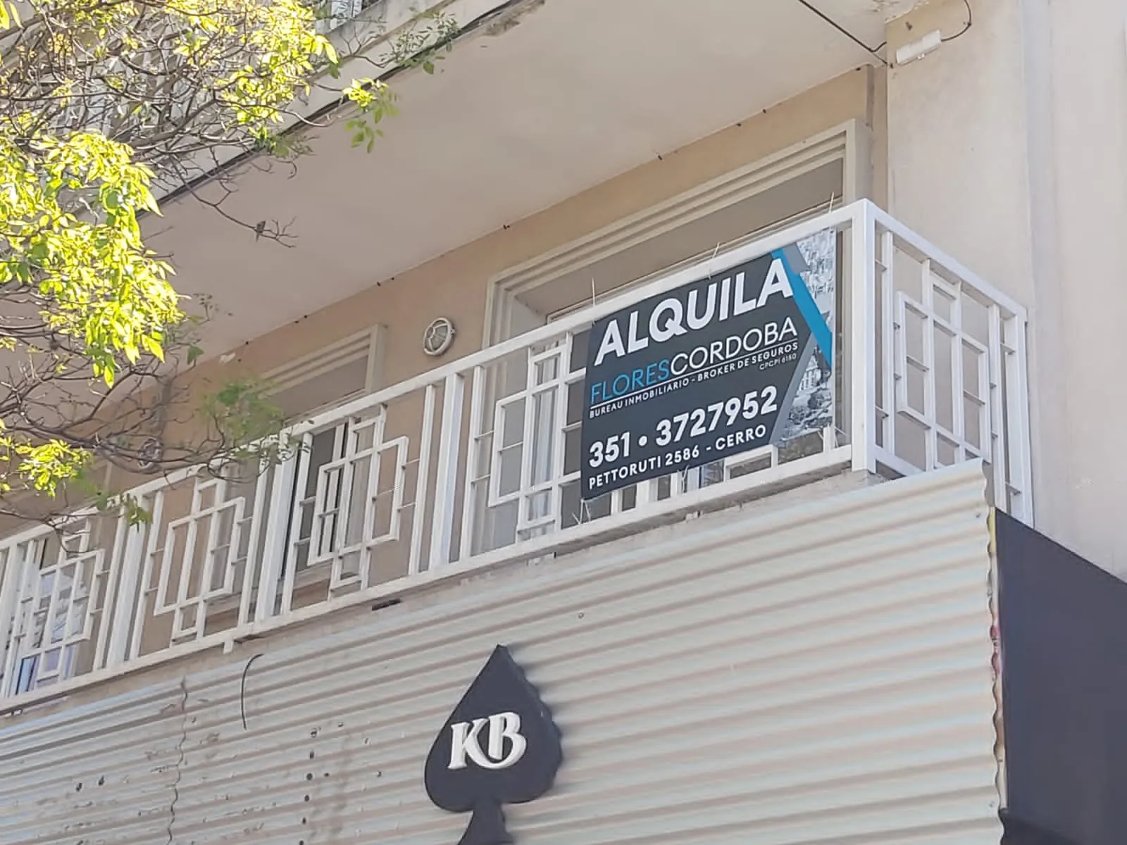 ALQUILER - SEMIPISO EXTERNO C/BALCON