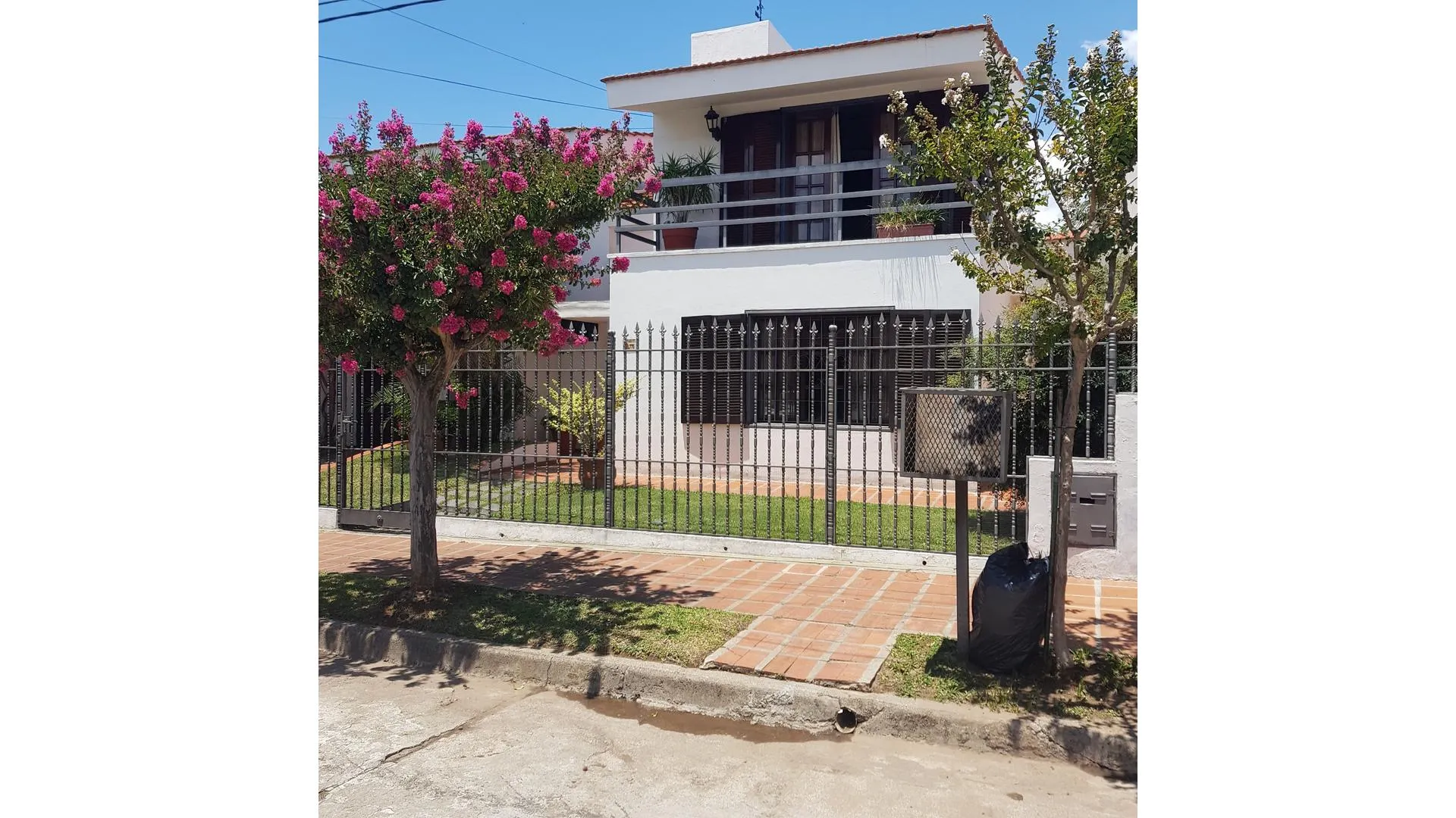APTO CREDITO 3 DORMITORIOS 2 BAÑOS QUINCHO PILETA COCHERA