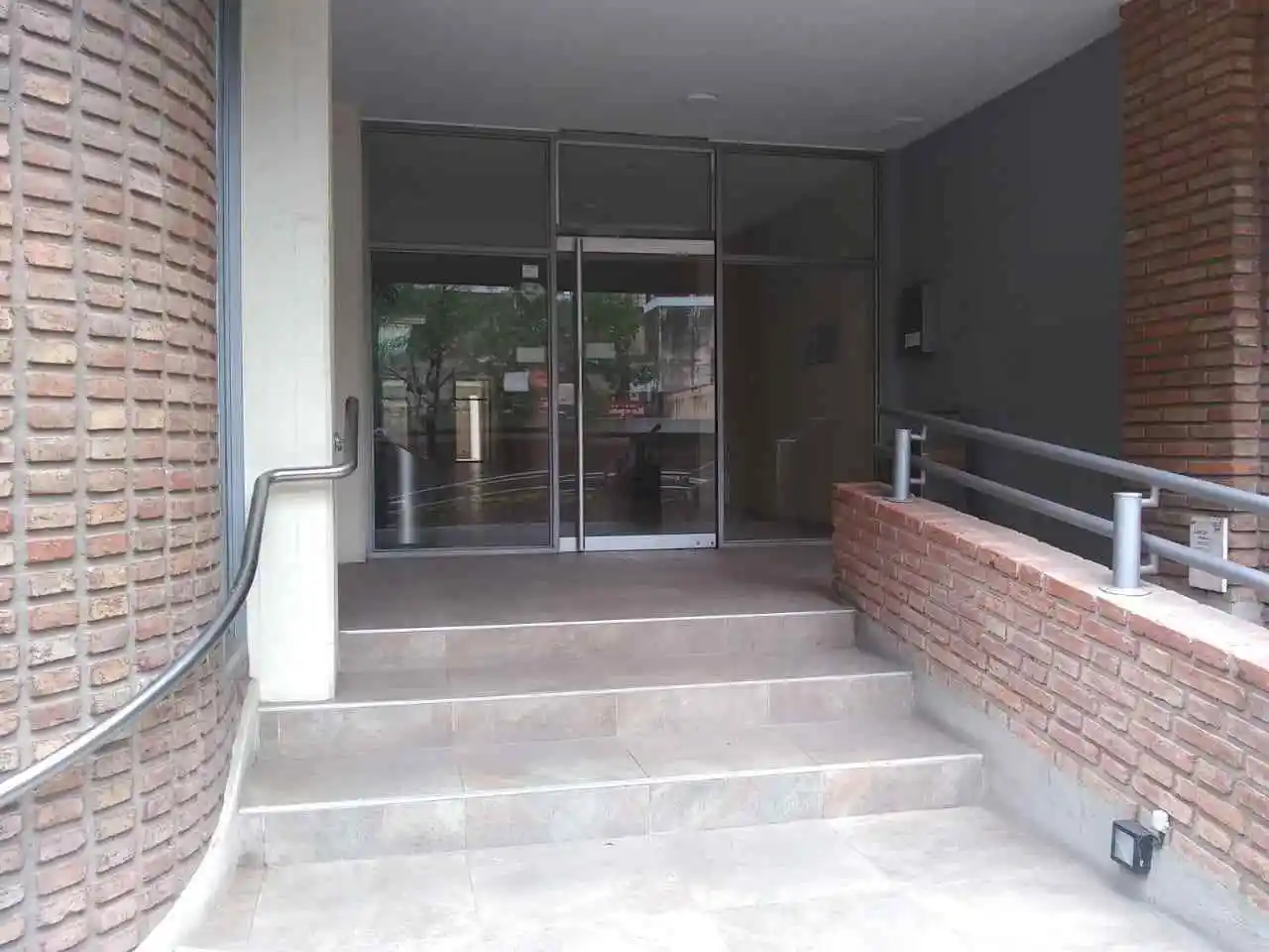 Nva. Cba- Ob. Trejo 1149, Externo, Balcon, 2 Baños, Amplio, Expensas Bajas, Ajuste Semestral
