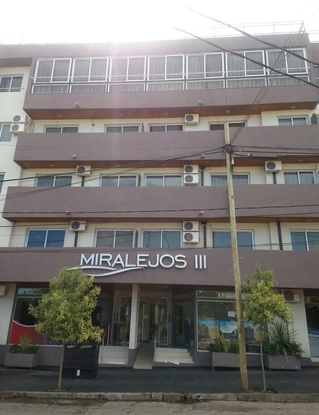 Vendo amoblado c / cochera - 1 dormitorio Villa Carlos Paz