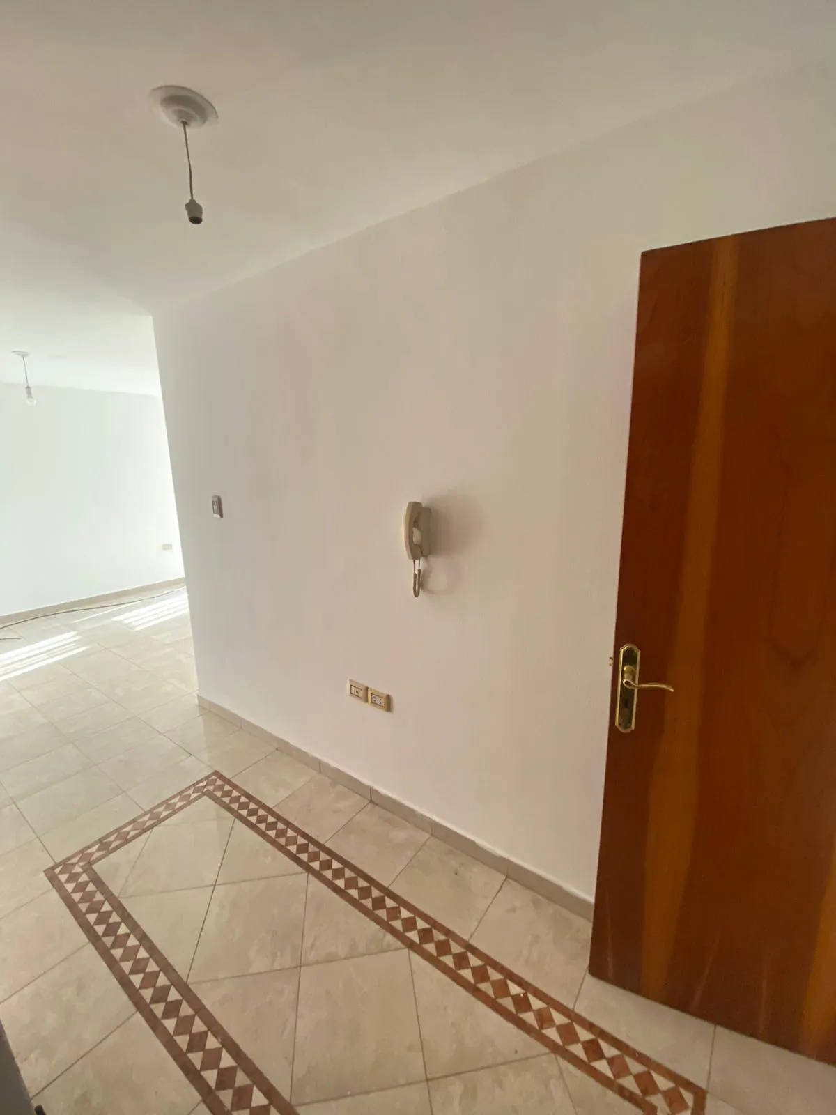 ALQUILER  ALBERDI DPTO 3 HAB - CALLE SANTA FE 301