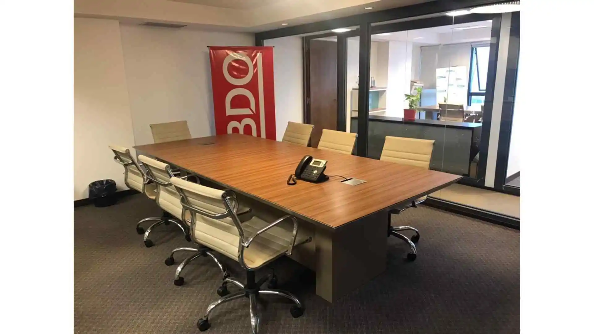 RECIBO MENOR, Auto, financ, Oficinas en venta sobre Irigoyen