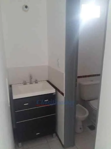 Alto Alberdi a 1/2 cuadra plaza Jerónimo del Barco, c/ balcón y muy buena ubicación!!