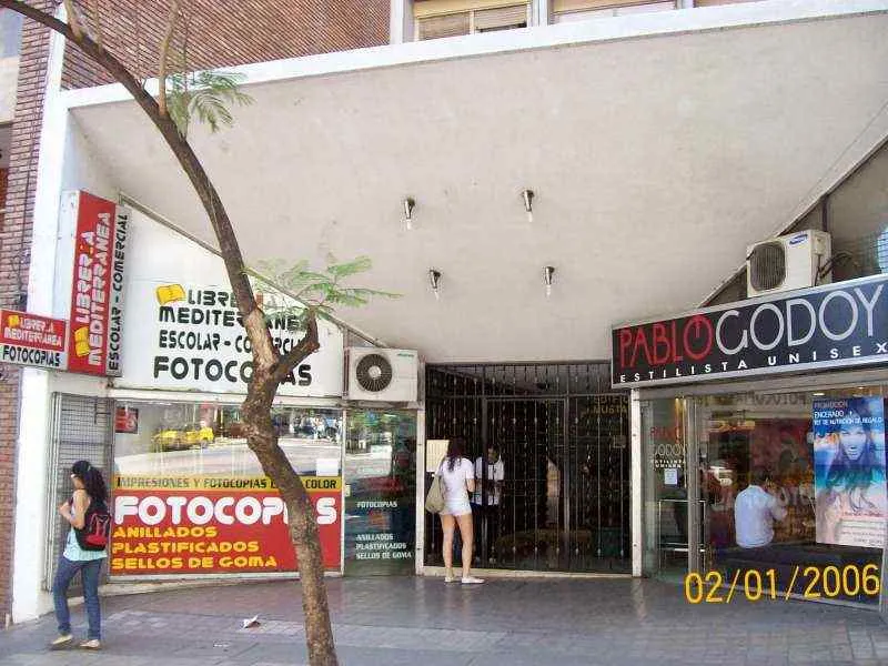 ALQUILER MONOAMBIENTE  CHACABUCO 375